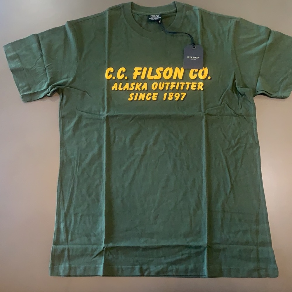 C.C.  Filson S/S Lightweight Graphic Outfitter T-Shirt, NEW Dark/Vine - Picture 2 of 5